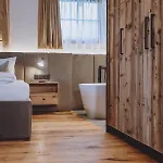 Hotel Zaglgut Hotel-chalets, Exclusive And With Air Conditioning, Panoramic Views & Summer Card Included Kaprun