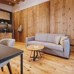 Zaglgut Hotel-chalets, Exclusive And With Air Conditioning, Panoramic Views & Summer Card Included Hotel 4*