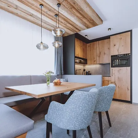 Zaglgut Hotel-chalets, Fantastic Views, In Ski-out In Winter, Air Conditioning In Summer Hotel