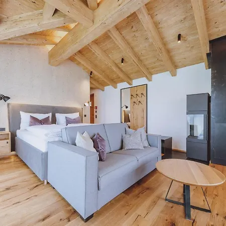 Hotel Zaglgut Hotel-chalets, Fantastic Views, In Ski-out In Winter, Air Conditioning In Summer