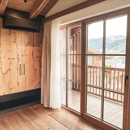 Zaglgut Premium Hotel & Chalets, Zell Am See-Kaprun - Wellness & Infinity Pool, Air Conditioning, Panoramic Views & Summer Card Included Hotel 4*