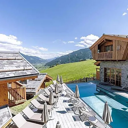 Zaglgut Premium Hotel & Chalets, Zell Am See-Kaprun - Wellness & Infinity Pool, Air Conditioning, Panoramic Views & Summer Card Included