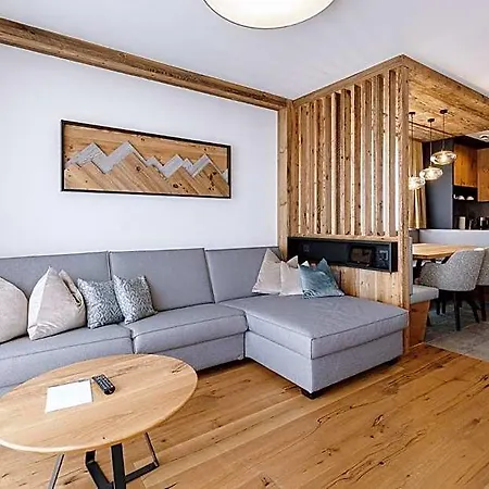 Zaglgut Premium Hotel & Chalets, Zell Am See-Kaprun - Wellness & Infinity Pool, Air Conditioning, Panoramic Views & Summer Card Included Hotel 4*