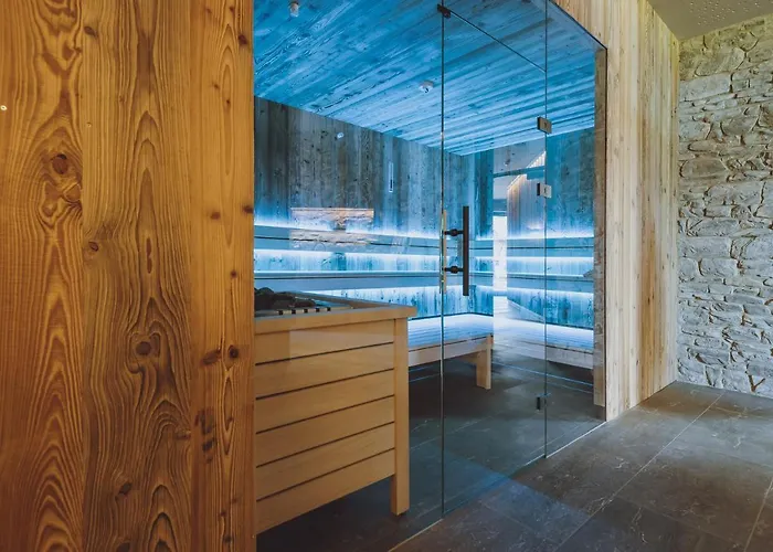 Zaglgut Hotel-chalets, Exclusive And With Air Conditioning, Panoramic Views & Summer Card Included Otel 4*