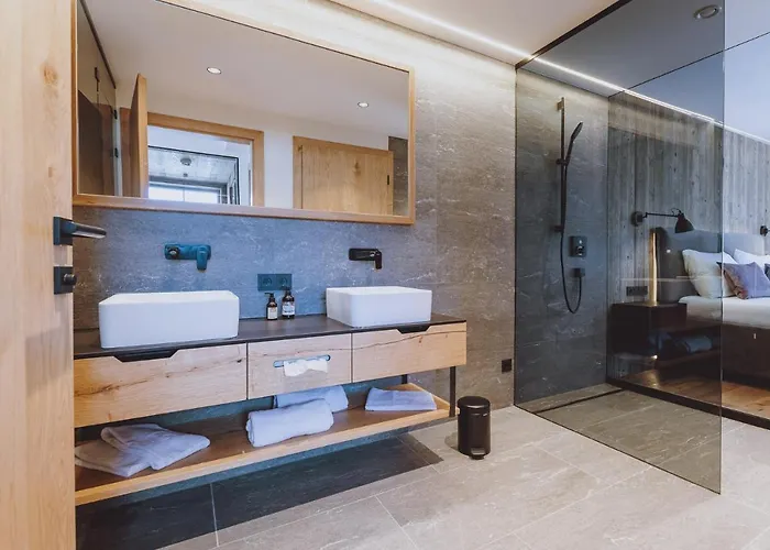 Zaglgut Hotel-chalets, Exclusive And With Air Conditioning, Panoramic Views & Summer Card Included Kaprun