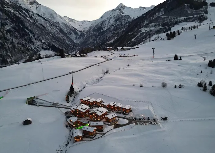 Zaglgut Hotel-chalets, Exclusive And With Air Conditioning, Panoramic Views & Summer Card Included